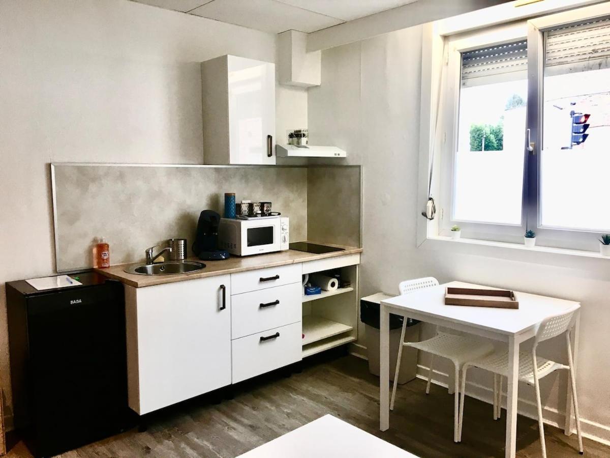 Studio Proche Centre, Zoo Et Axes Routiers Apartamento Maubeuge Exterior foto